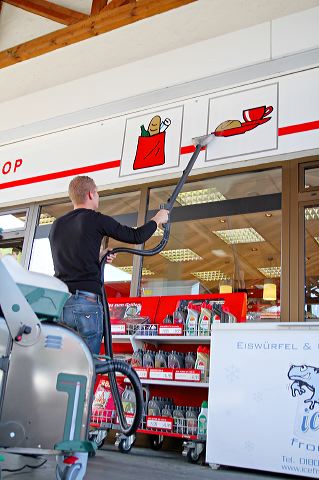 blue_evo_tankstelle_02.jpg
