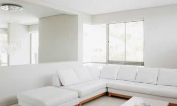 Weil ein Ökolabel nicht reicht. Wer allergikerfreundliche Baustoffe sucht, muss genau hinsehen:  Nur die Kalk-Innenputzlinie der Schwenk Putztechnik hat das strenge TÜV-Zertifikat