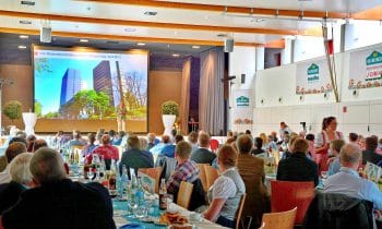 Bau und Brezn – Erster Allgäuer Bau-Talk von JOMA und Mauthe überzeugte mit hochkarätigen Fachvorträgen und geselliger Oktoberfest-Stimmung