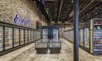 Einkaufserlebnis mit Wow-Effekt –  Im EDEKA Schmidt’s Markt XL in Bad Säckingen sorgen Viessmann Kühllösungen für perfekte Frische