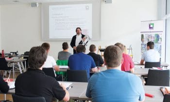 Ab März wieder – „Fit für Steigtechnik“ Günzburger Steigtechnik bildet „zur Prüfung befähigte Personen“ aus