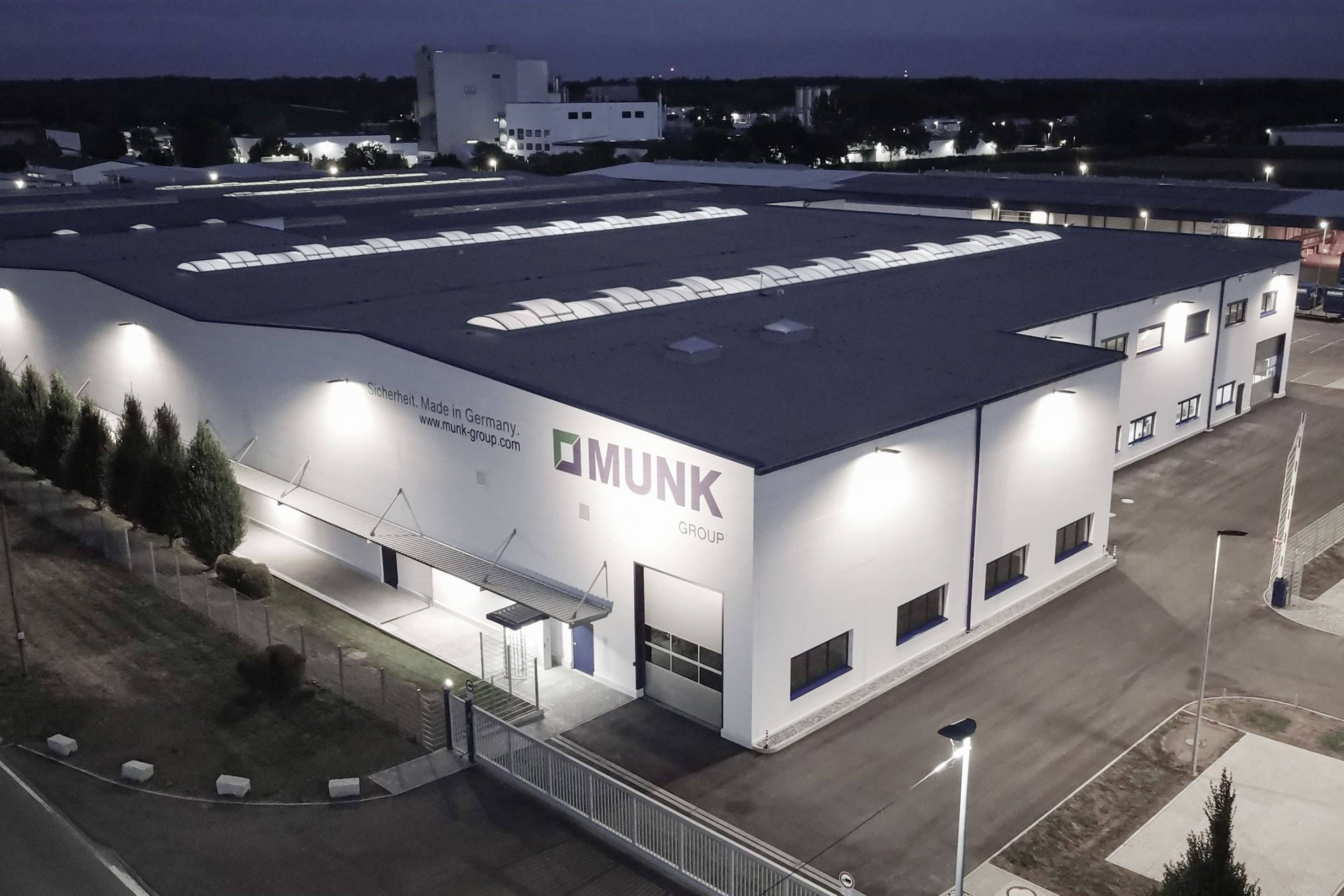 Mit dem Neubau des 5.000 m2 großen Produktions- und Sägezentrums hat die Munk Group nun Investitionsprojekte mit einem Volumen von insgesamt 20 Millionen Euro abgeschlossen. Foto: Daniel Faist/Munk Group
