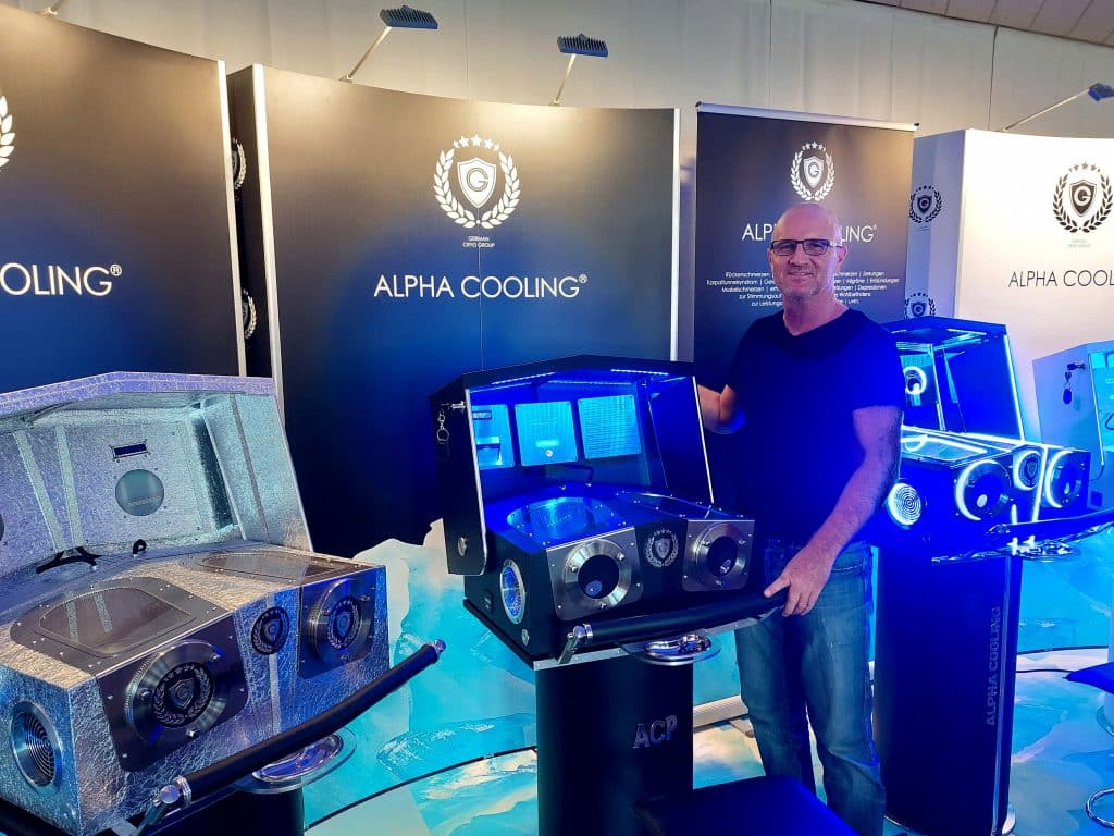 Produktentwickler Markus Deussl hat mit der Anti-Schmerzbox Alpha Cooling einen Hype ausgelöst. Foto: Alpha Cooling