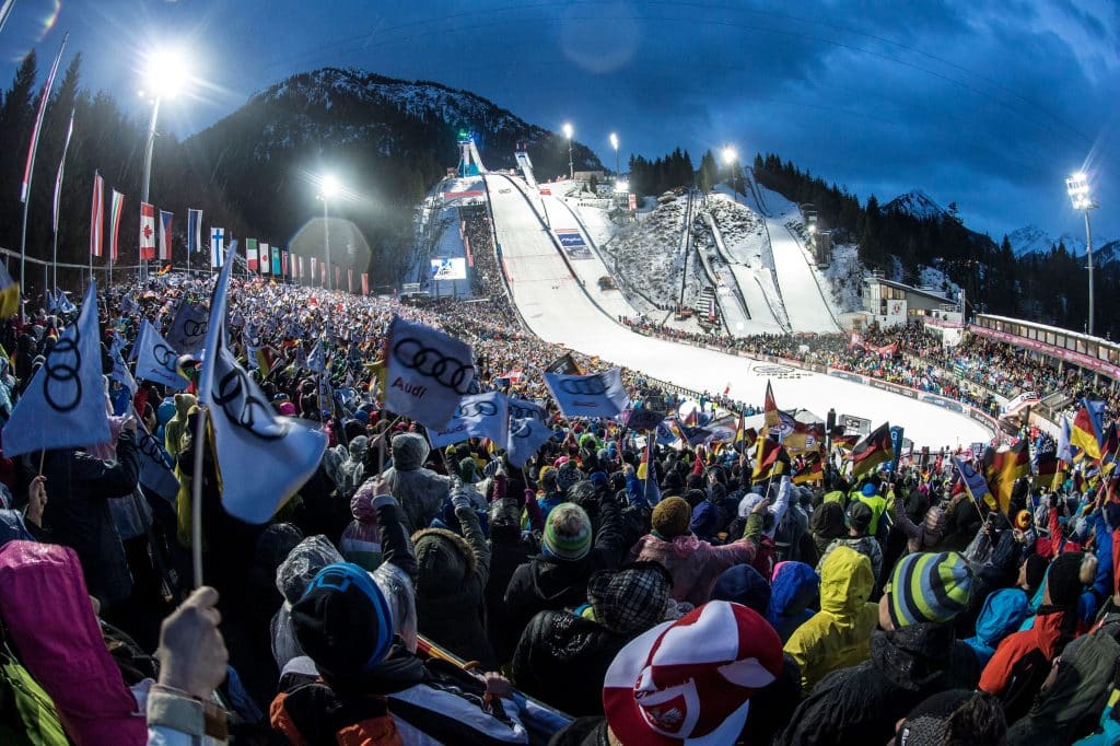 Der Skiclub Oberstdorf freut sich auf Fans beim Auftaktspringen der Vierschanzentournee. Foto: Dominik Berchtold/Vierschanzentournee