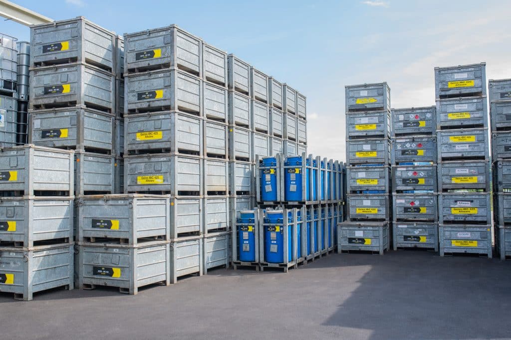 Einer der europaweit führenden Spezialisten: Die Richard Geiss GmbH recycelt Lösemittel und führt sie in ein funktionierendes Kreislaufsystem zurück. Foto: Richard Geiss