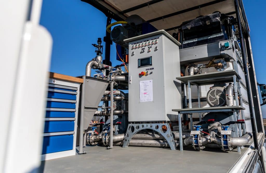 Leistungsstärker als je zuvor: die neue Zentrifuge um Mudcleaner Truck sorgt für 33 Prozent mehr Leistung beim Bohrschlamm-Recycling. Foto: Max Wild