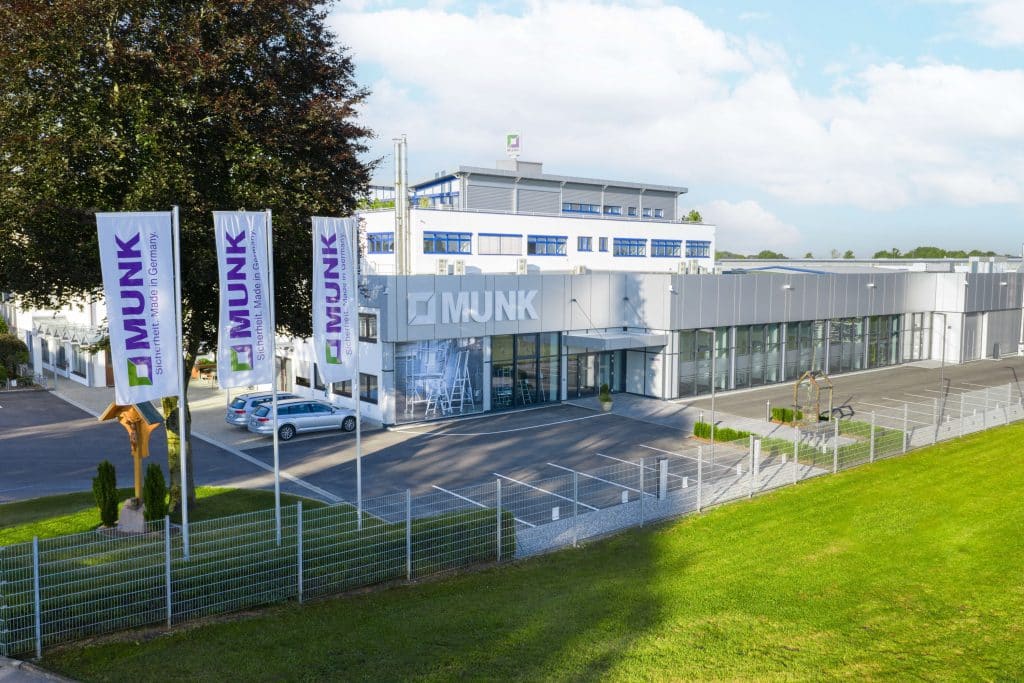 Die Munk Group hat 2025 ein neues Kundenzentrum und damit einen besonderen Treffpunkt für Sicherheit made in Germany eröffnet. Foto: Tobias Atzkern/Munk Group