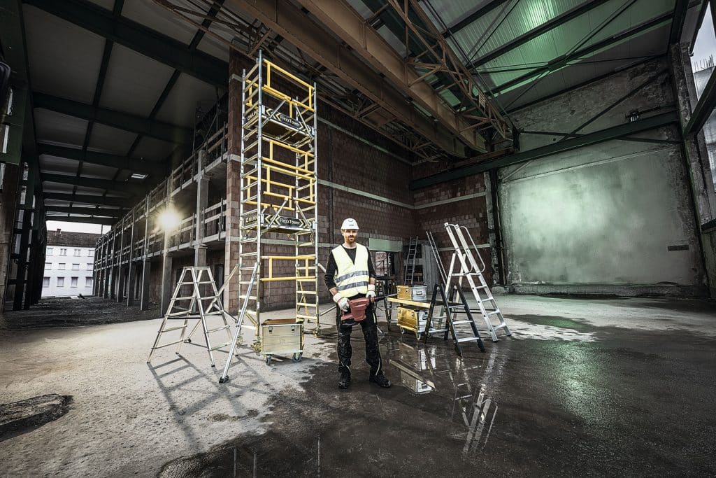 Steigtechnik aus Günzburg ist sehr gefragt. Sie steht für Sicherheit made in Germany. Foto: Axel Weiß/Munk Group