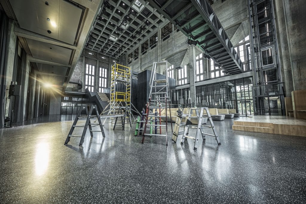 Lassen sich flexibel nutzen und bei Bedarf erweitern: die Produkte aus dem modularen Steigtechnik-Konzept der Munk Günzburger Steigtechnik. Foto: Munk Günzburger Steigtechnik