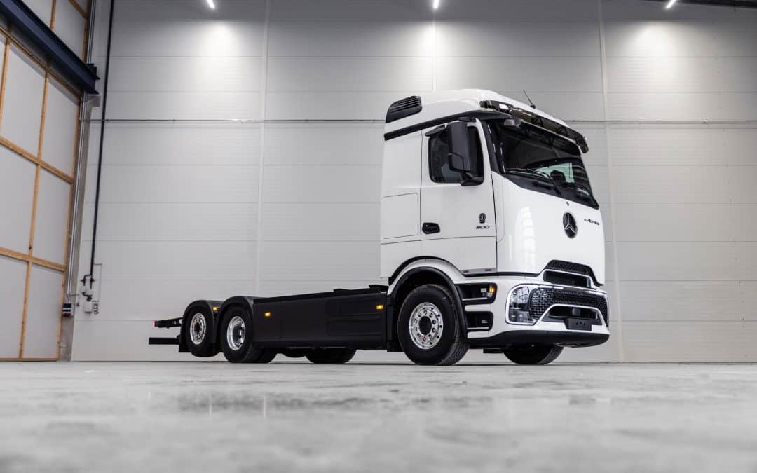 E-Lkw mit maßgeschneidertem Fahrzeugaufbau: Diese innovative Lösung bieten die Max Wild GmbH und die Gomm Fahrzeugbau GmbH als erfahrene Pioniere im E-Fahrzeugbau an. Foto: Max Wild GmbH