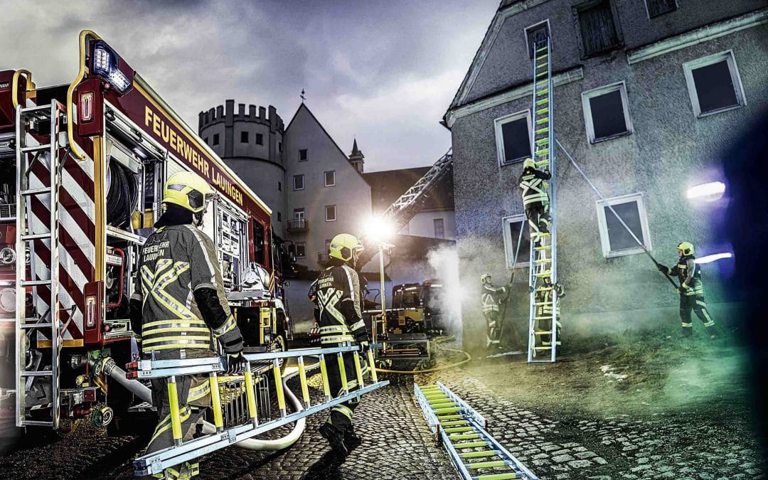 Auf der Interschutz 2026 in Hannover präsentiert die Munk Rettungstechnik ihre innovativen Lösungen, darunter das nachleuchtende Leiternsortiment. Foto: Munk Group