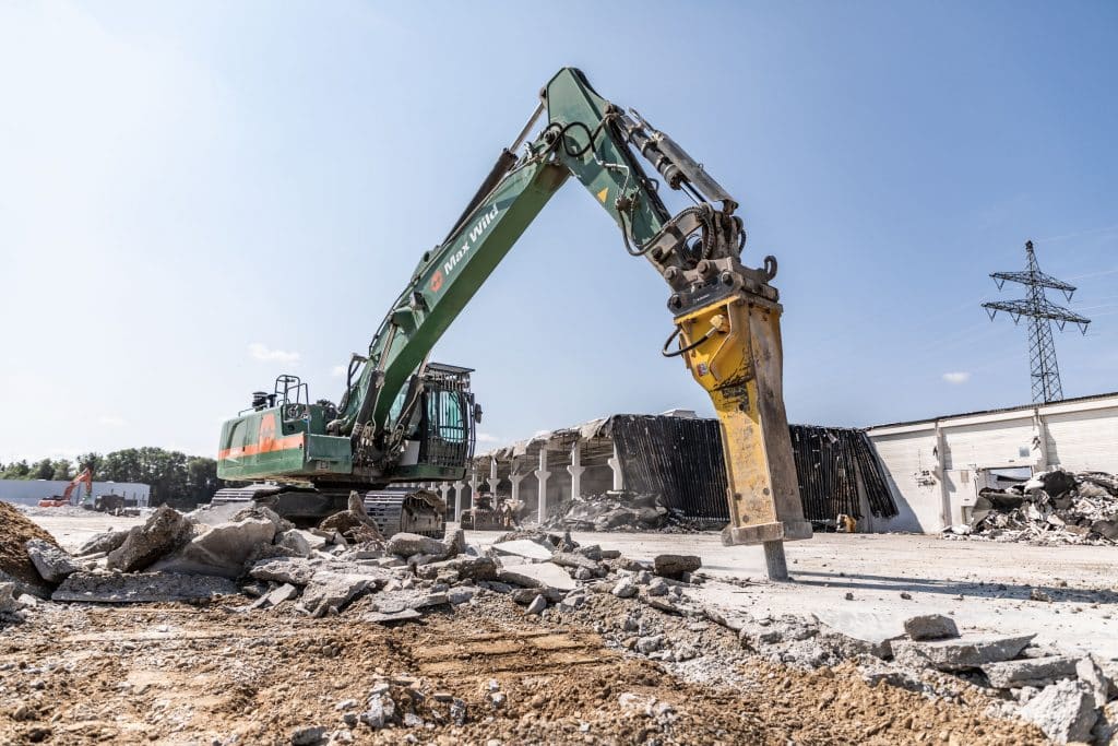 Raum für neue Ideen und Nutzungen: Wenn Bauwerke ausgedient haben, kümmert sich Max Wild um den fachgerechten Rückbau. Foto: Max Wild