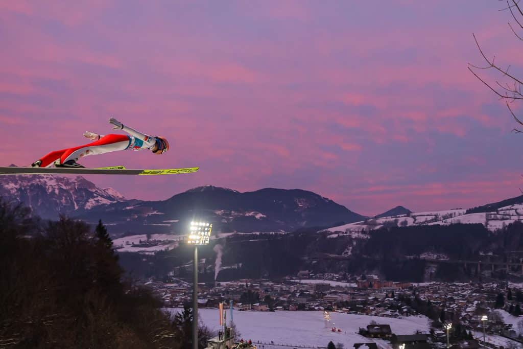 Tolle Stimmung beim Finale der Vierschanzentournee in Bischofshofen. Foto: Franz Davare/Vierschanzentournee