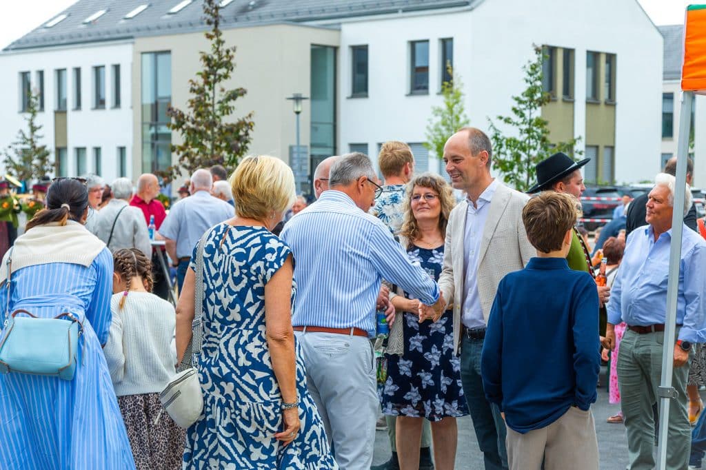 Groß war das Interesse an der offiziellen Eröffnung des Heidenbühlparks, die im Rahmen des Willeboldfestes in Berkheim stattfand. Foto: Wild Projektentwicklung